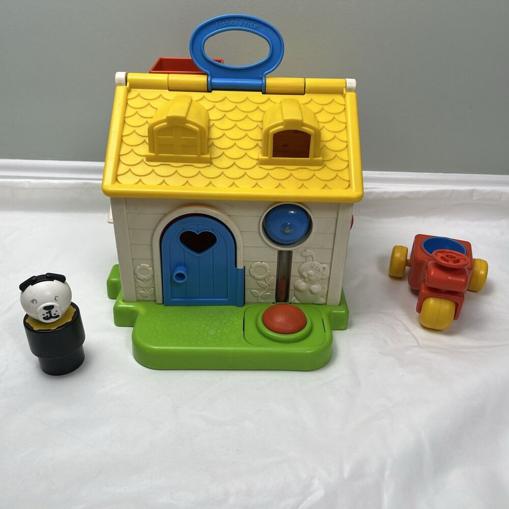 VTG 1984 Fisher Price Little People Discovery Cottage #136 Dog Tricycle As is